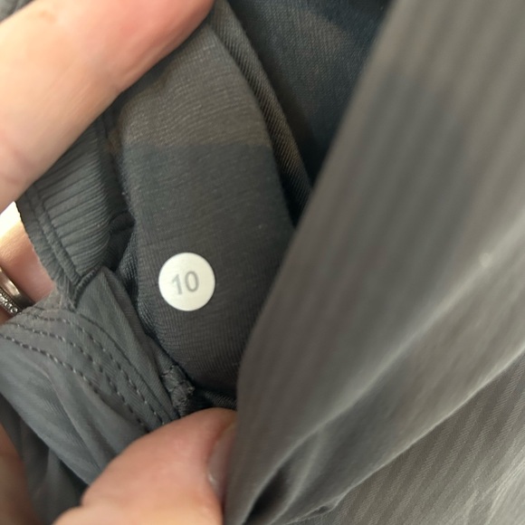 Lululemon Dance Studio Pants - Picture 4 of 4